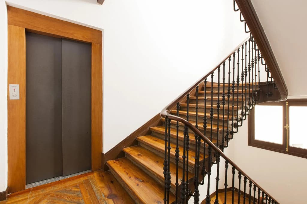 Calle Mayor Apartments - photo 2