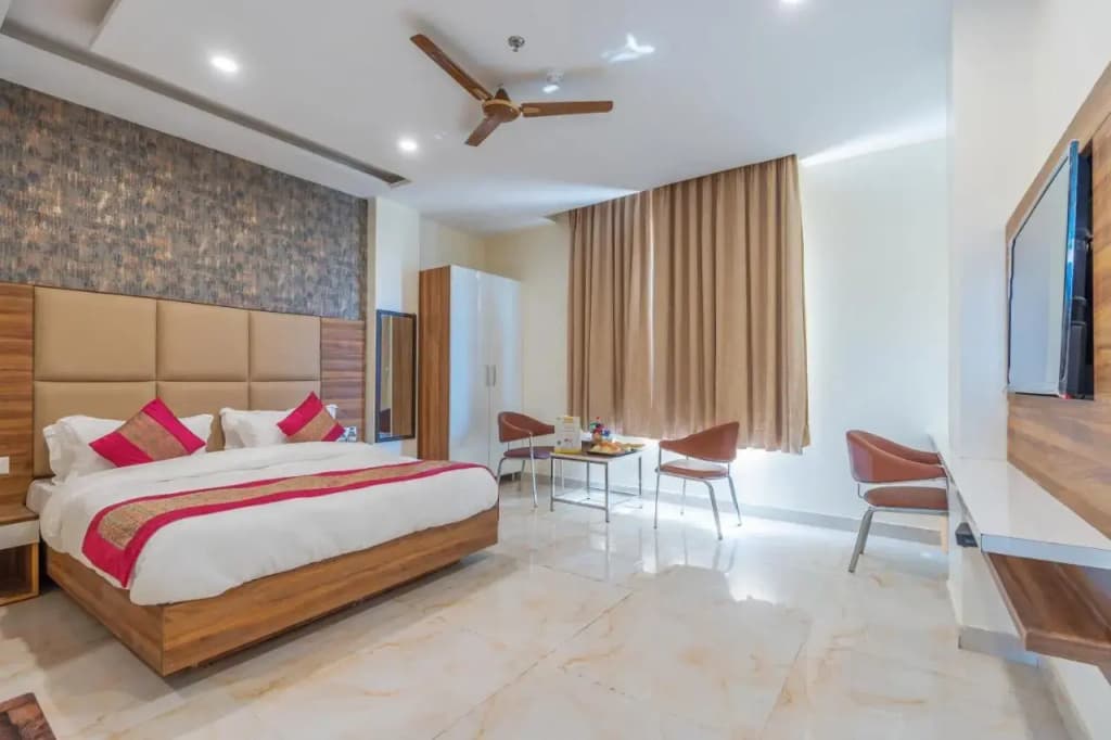 Diplomat Regency Yashobhoomi - photo 29