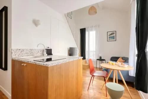 Cute and Bright Studio in a Courtyard-Montmartre(5) - photo 15