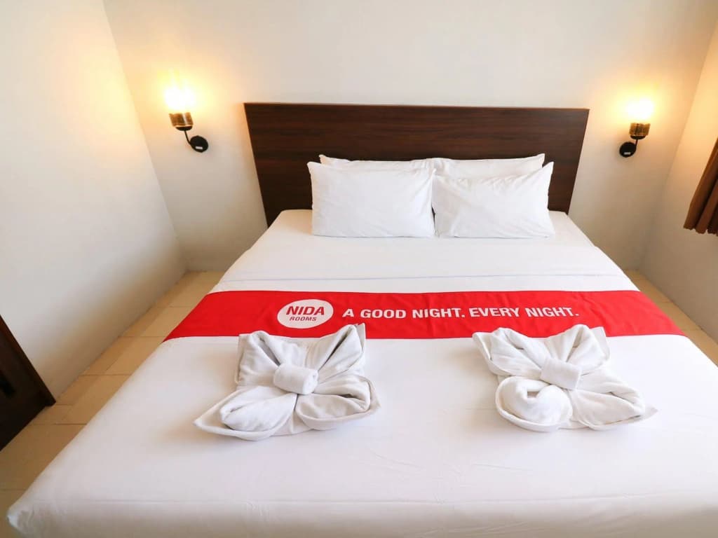 NIDA Rooms Bang Rak Emerald - photo 6