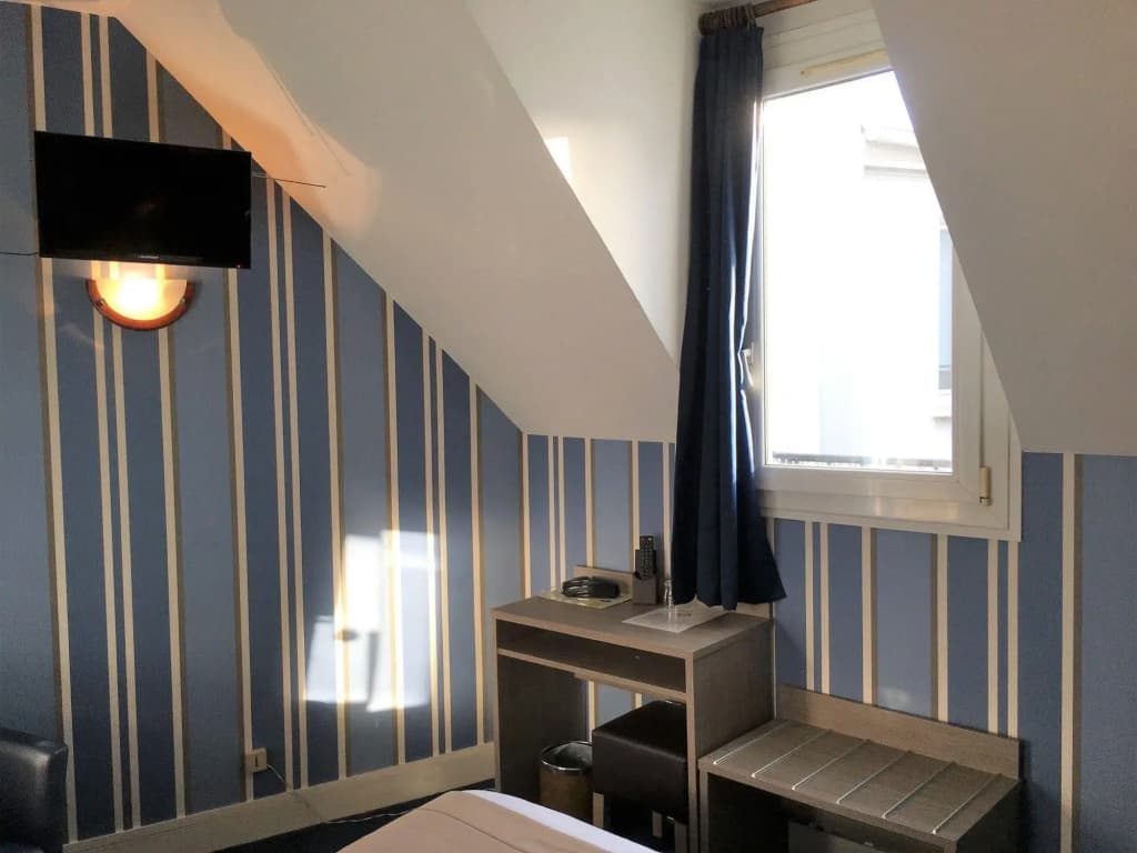 Eiffel Kensington Hotel - photo 20