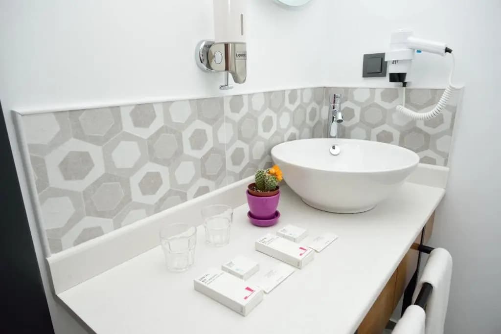 Hotel Adora - photo 10