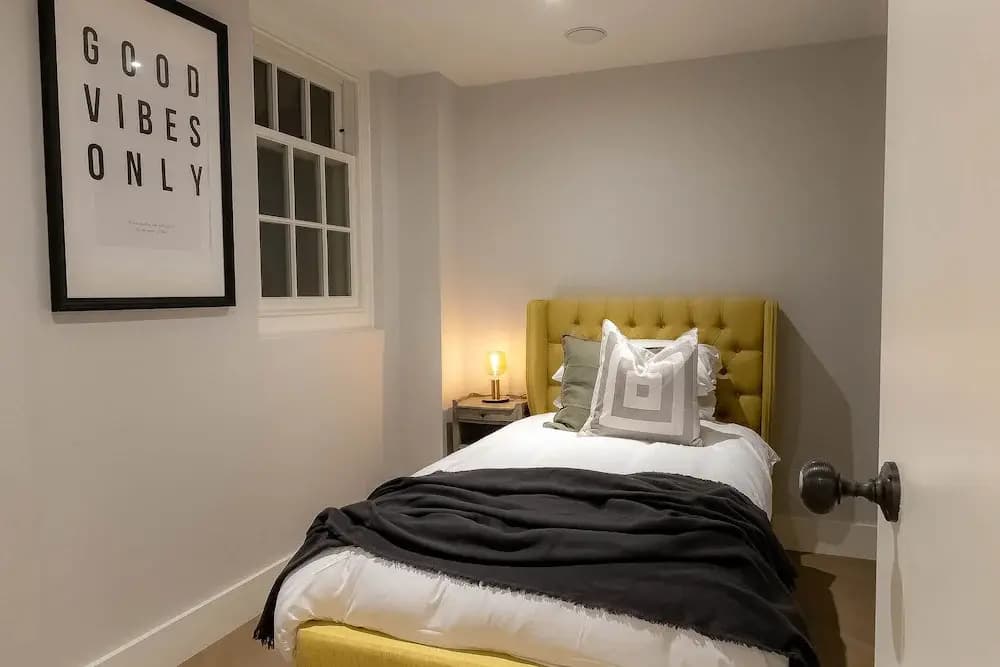 Three Bed Apts near Spitalfields Mkt - photo 22