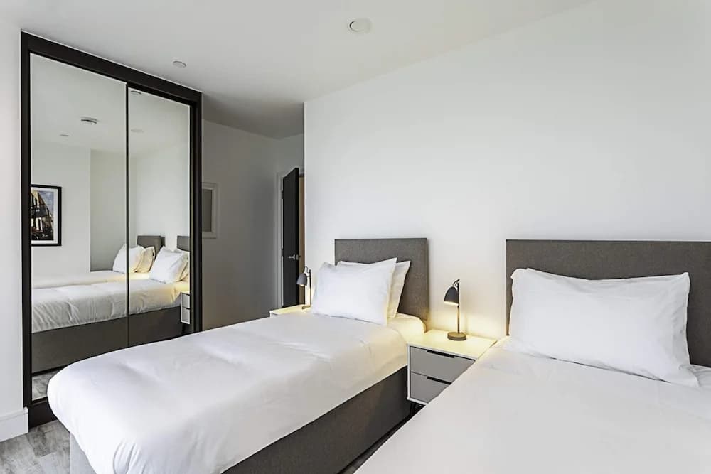 Icon Tower Flat One - North Acton - photo 3