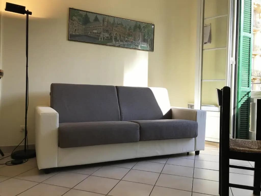 BH - 4 PEOPLE - Flat close to railway station and sea - photo 4