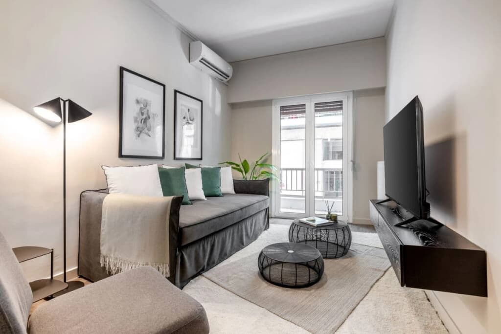 The Beehive Apartments - photo 4