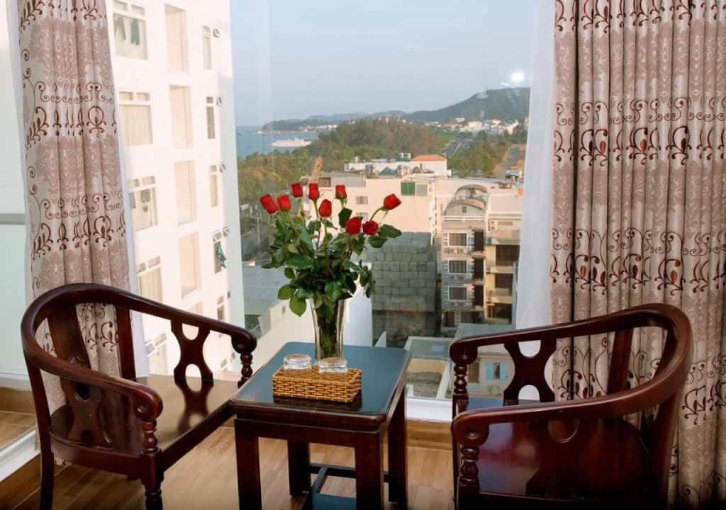 Glory Dragon Hotel - photo 8