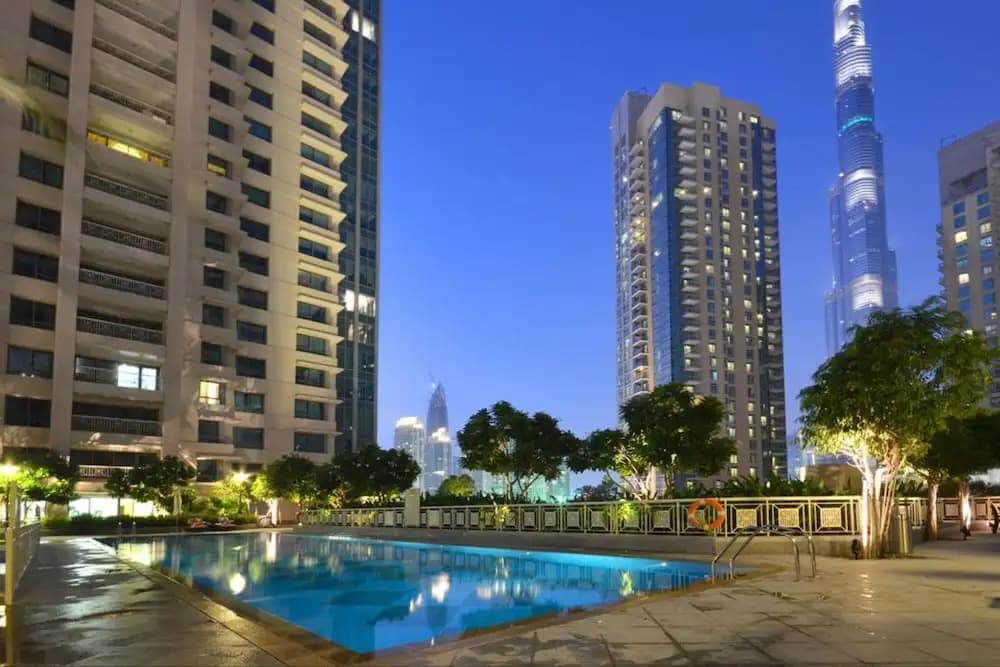 Maison Privee - Radiant Urban Retreat with Iconic Burj Khalifa Vws - photo 27