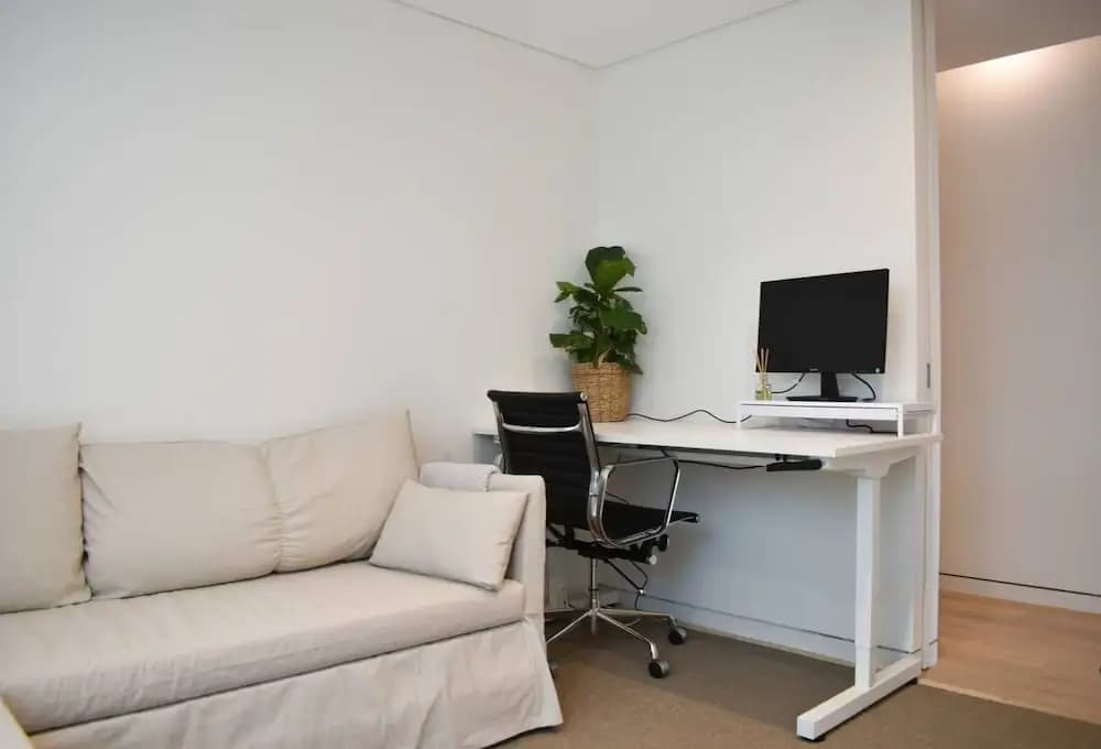Beautiful Beachside Apartment in Bondi - photo 9