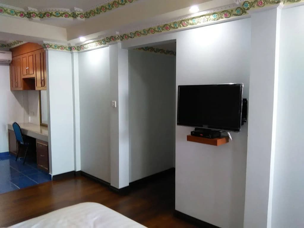 Ben & Roz Inn - photo 5