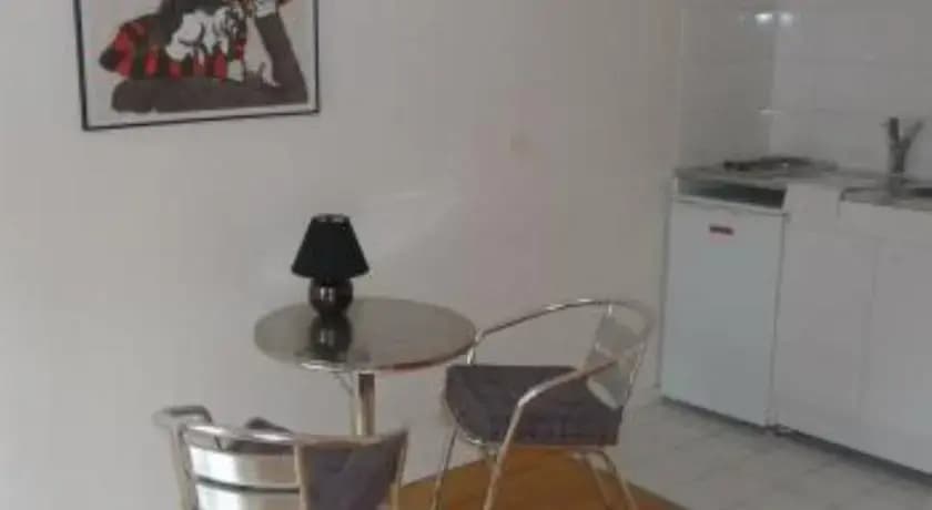 Appartement Mail 1 - photo 9
