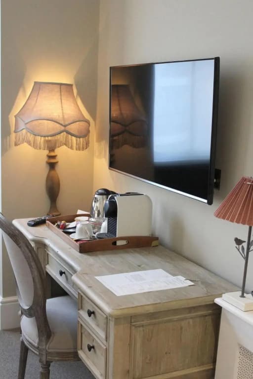 The Grafton Arms Pub & Rooms - photo 22