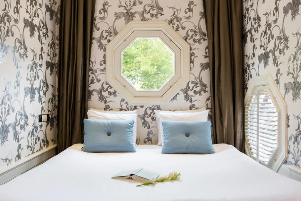 The Amsterdam Canal Hotel - photo 25