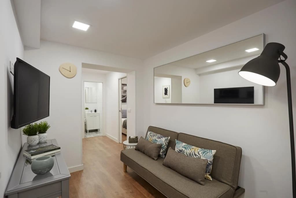 LEEWAYS APARTMENT in SAN LORENZO - photo 2