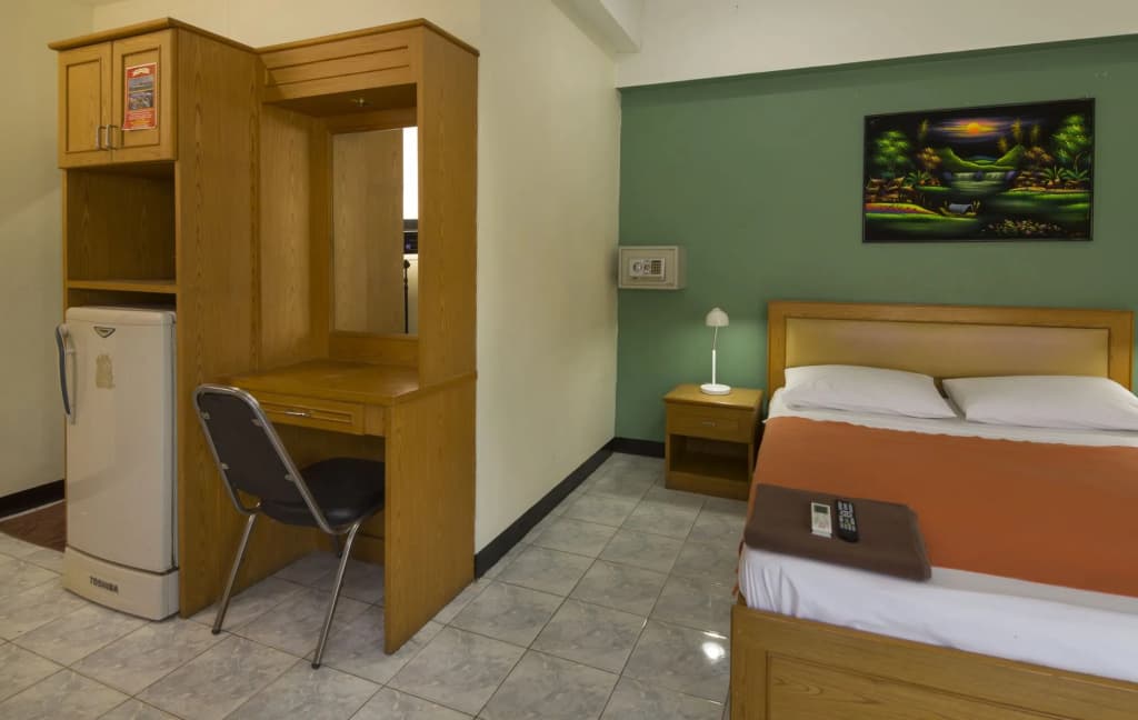 Travellers Rest Hotel - photo 6