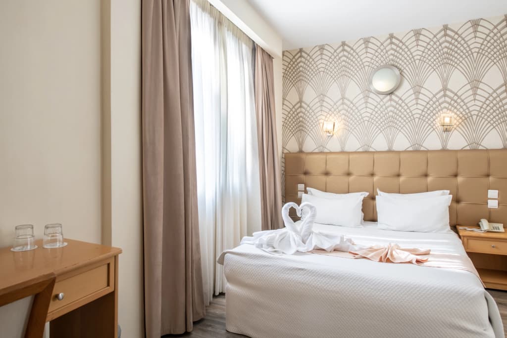 Golden City Hotel - photo 25