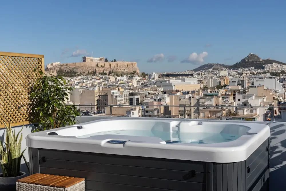 Acropolis Sky Retreat Jacuzzi 3BR Maisonette - photo 22