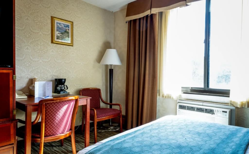 Anchor Inn - photo 6