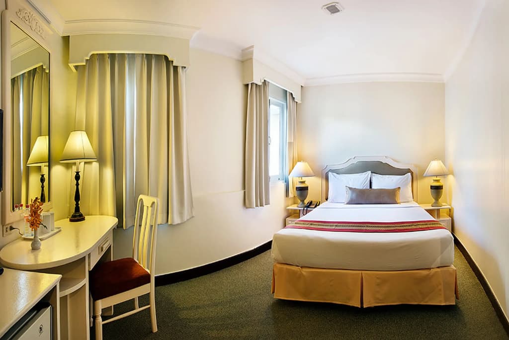 Royal Rattanakosin Hotel - photo 46