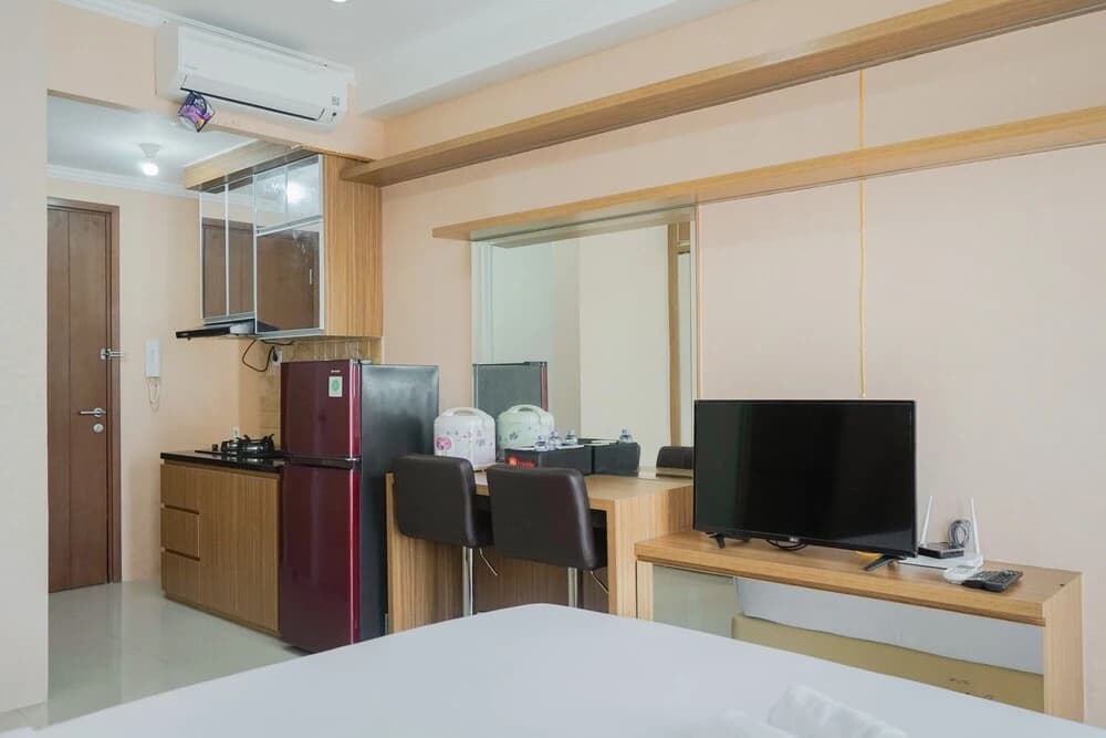 Homey And Comfy Studio Signature Park Grande Apartment - main photo