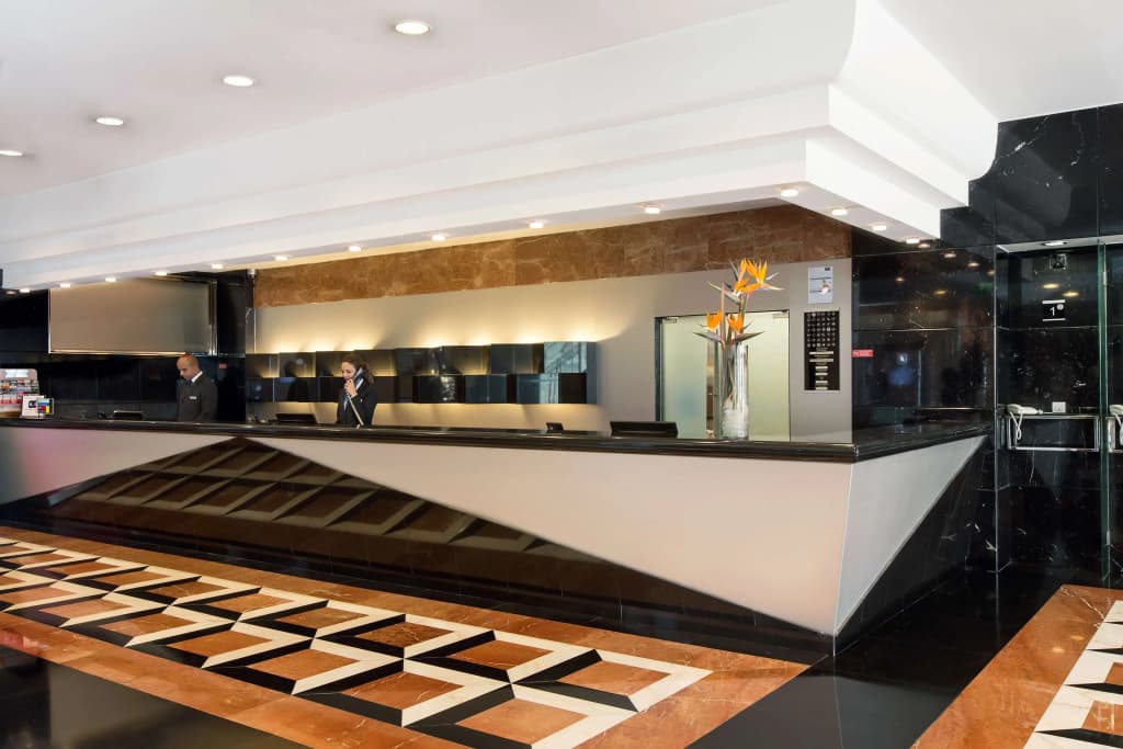 SANA Metropolitan Hotel - photo 15