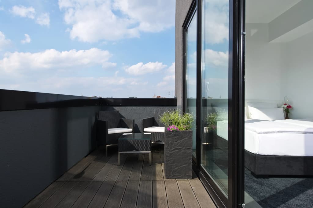 Lindemann's Hotel - photo 8
