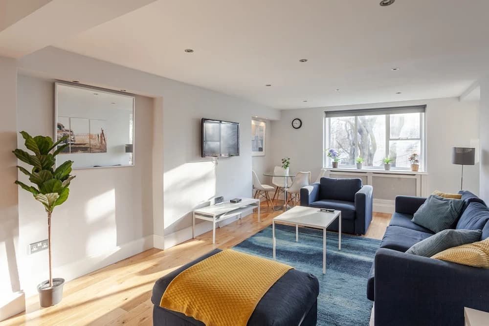 3 Bedrooms Apartment Central London - photo 4