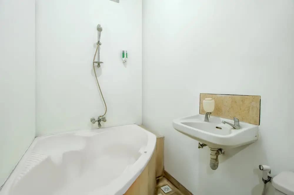 Tobana House Bintaro RedPartner - photo 31