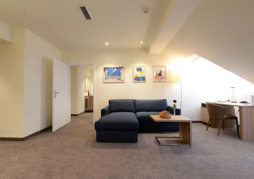 HiLight Suites Hotel - photo 25