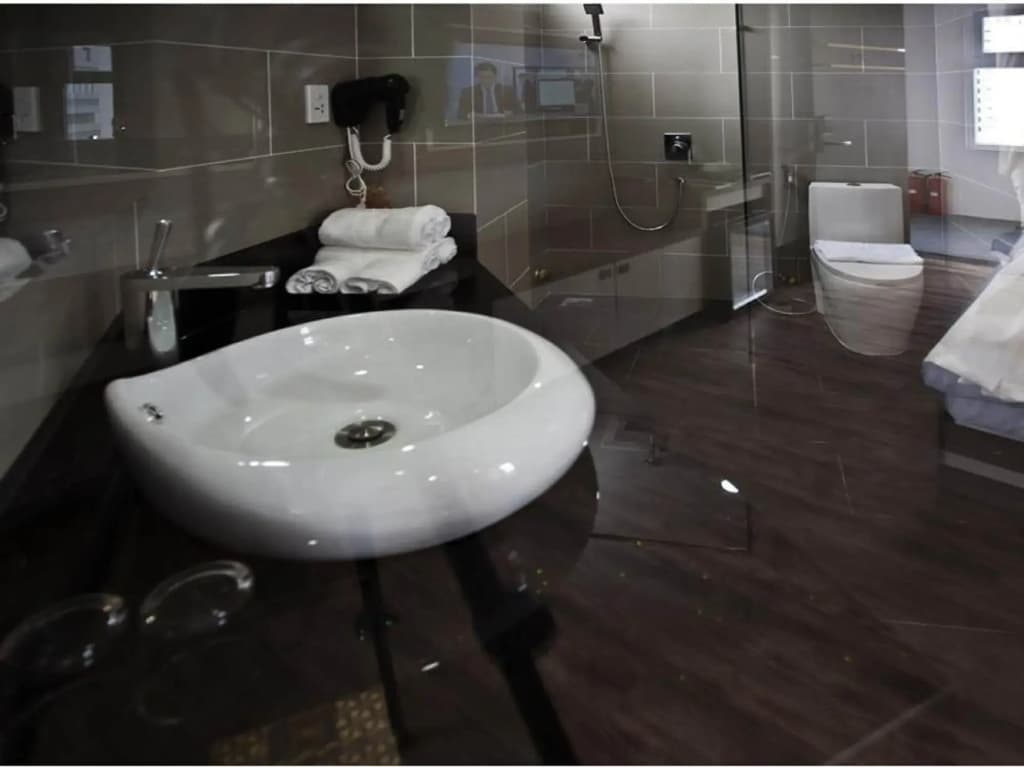 New Sun Hotel - photo 9