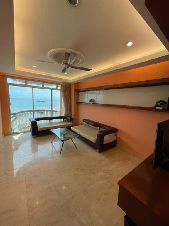 Glory Beach Resort Nice Seaview High Standard 3 Bedroom - photo 3