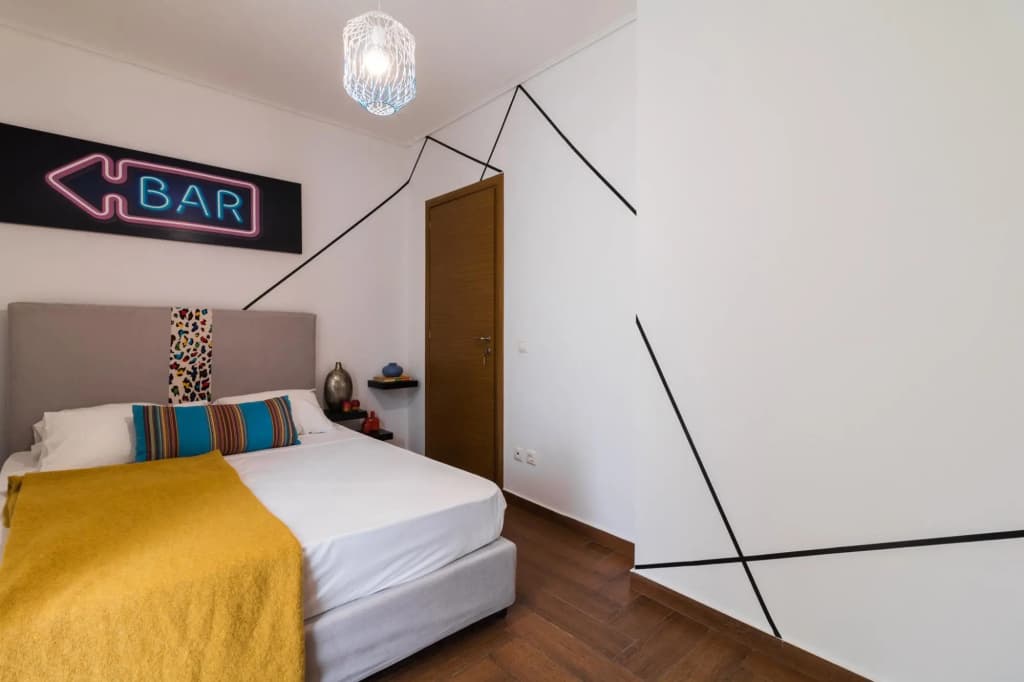 Athenian Stylish 2 bdrm Apartment - photo 2