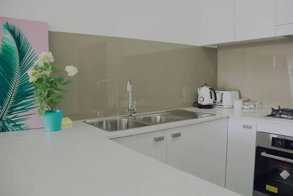 New Oriental Service Apartment - photo 3