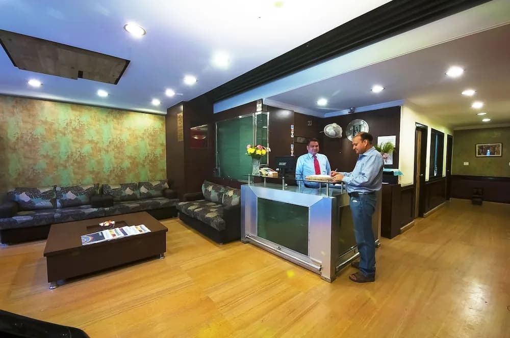 Hotel White House - photo 20