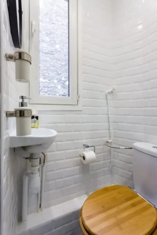 Cozy Studio in the Heart of Paris - photo 8