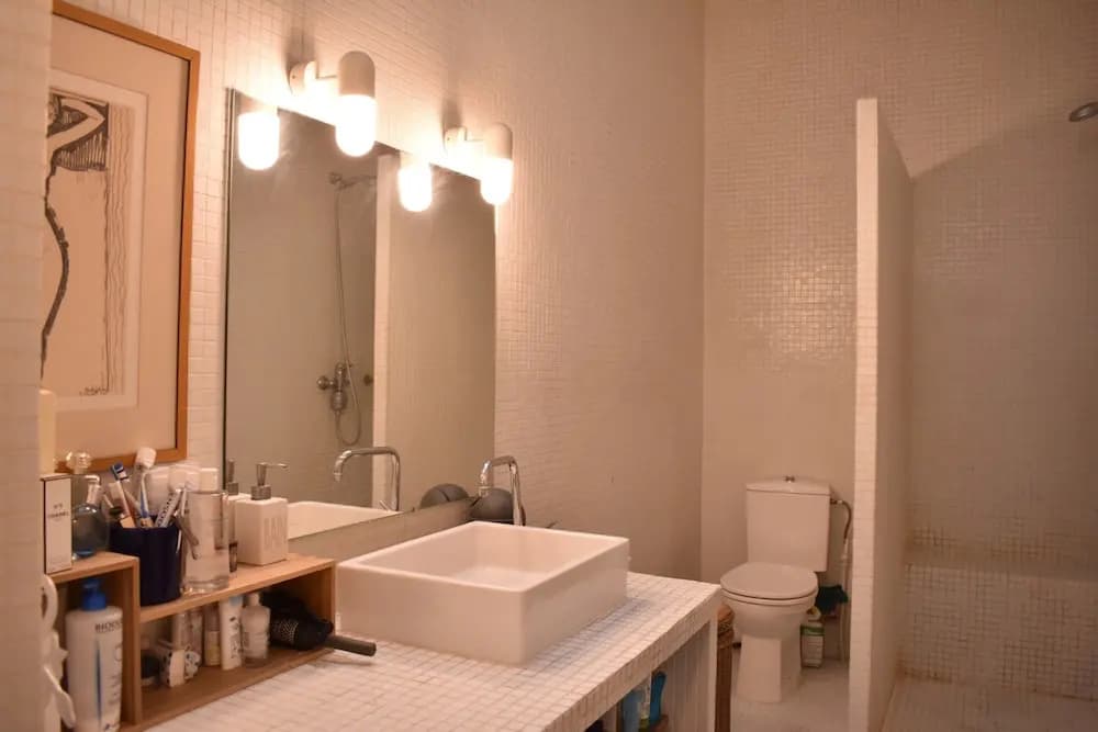 Spacious 3 Bedroom Apartment - photo 6