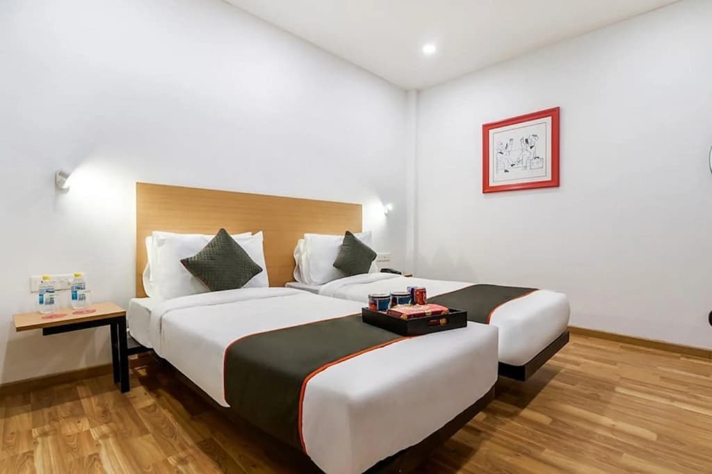 Hotel Saffron Gold - photo 4
