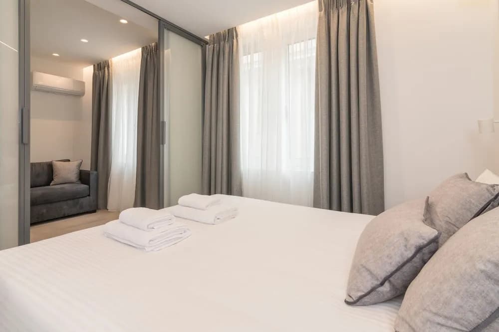 Athens Theatrou Apartments - photo 2