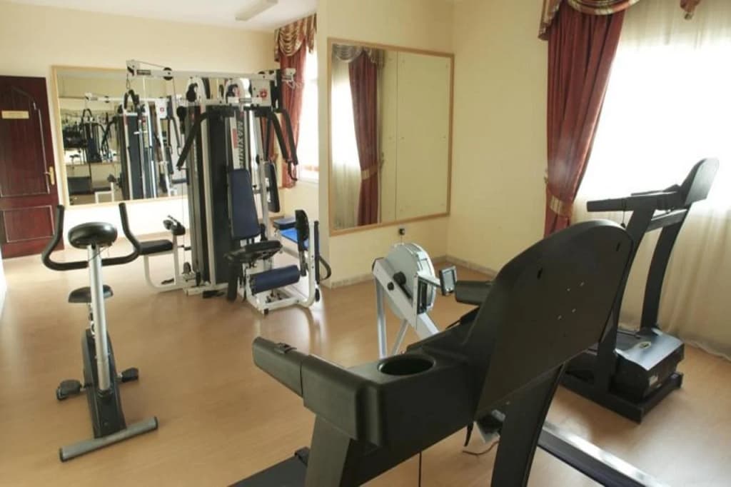 Safeer Hotel Suites - Aparthotel - photo 7