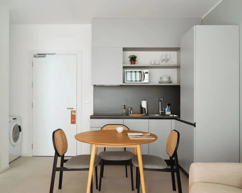 Limehome Milan Navigli - photo 20