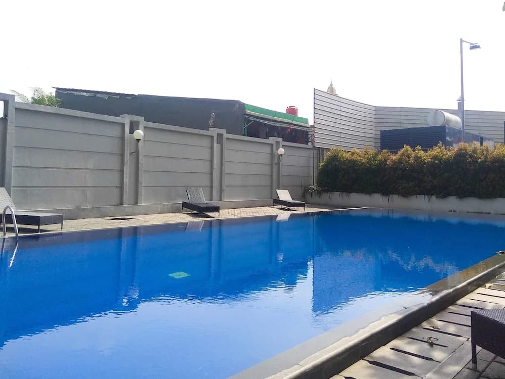 Relaxing Studio at Tifolia Apartment - photo 7
