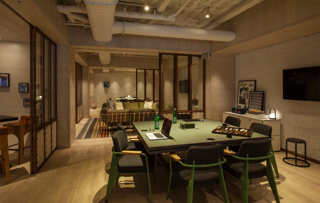 Moxy NYC Times Square - photo 26