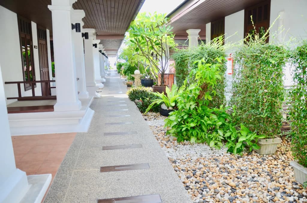 Al's Resort - photo 24