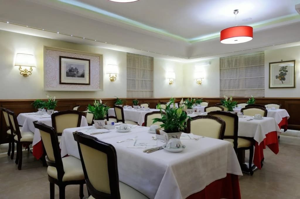 Hotel Giulio Cesare - photo 19