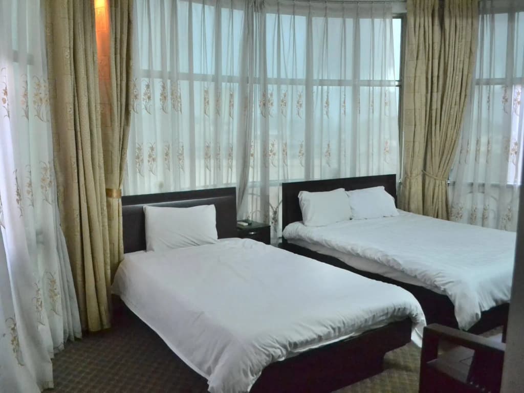 Hoa Cuong Hotel - photo 4