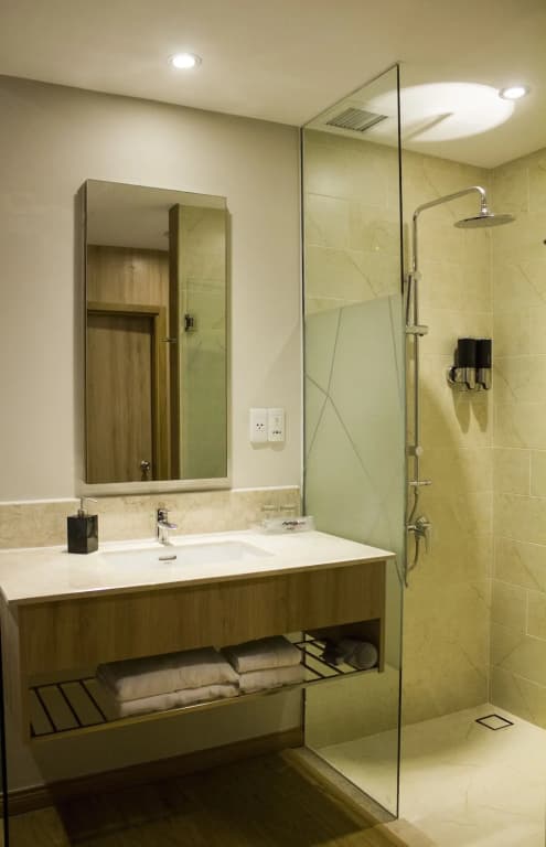 Avanti Hotel - photo 9