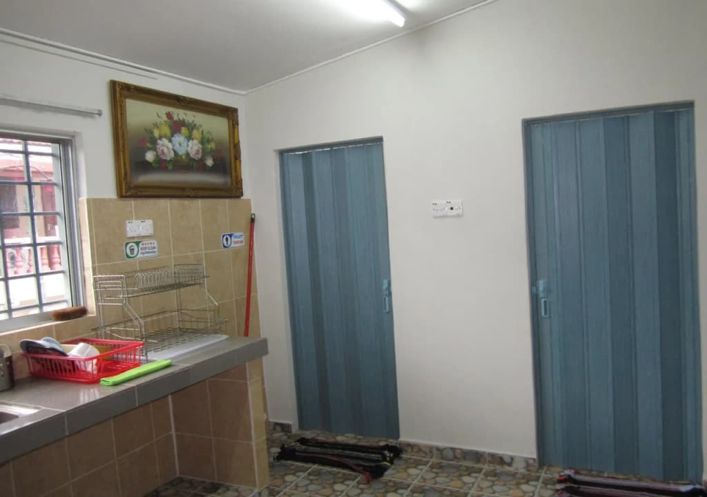 Daniels Guest House - photo 12