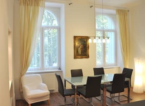 Bluedanube Apartments - Nestroy - main photo