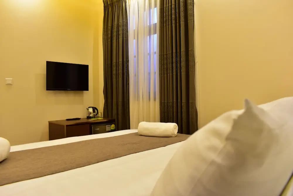Isle Royal Inn - photo 8