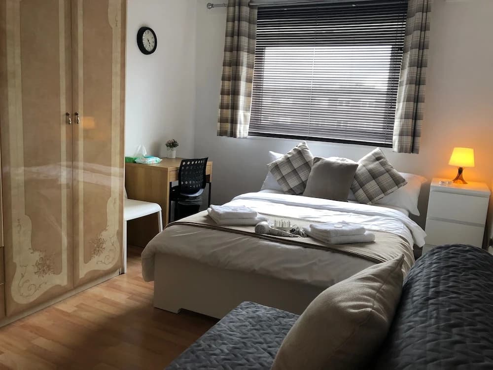 Euston Flat - photo 5